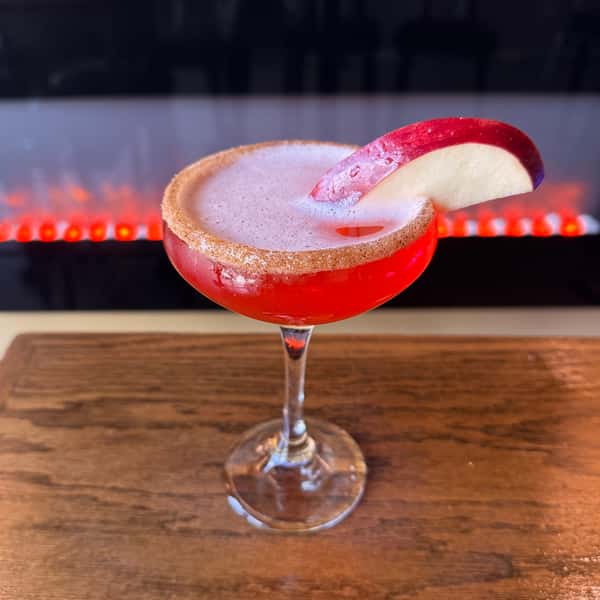 Drink of the Month - Honey Apple Crisp