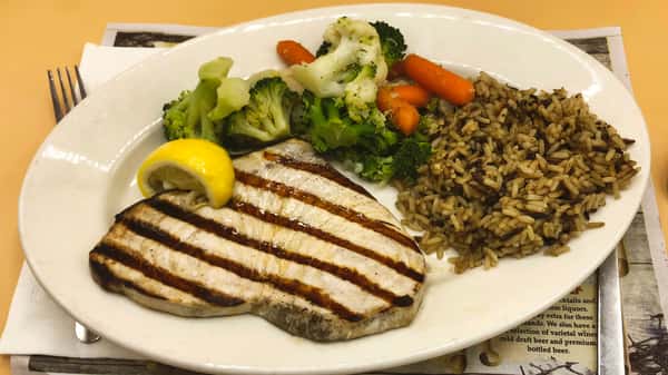 Lunch Char-Broiled Fresh Swordfish Steak