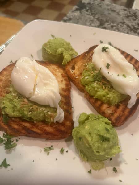 Avacado Toast Italiano