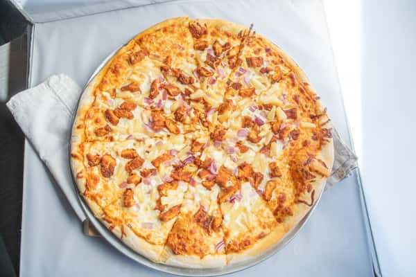 Crispy Buffalo Chicken Pizza