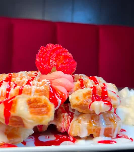 Strawberry Cheesecake Croffle
