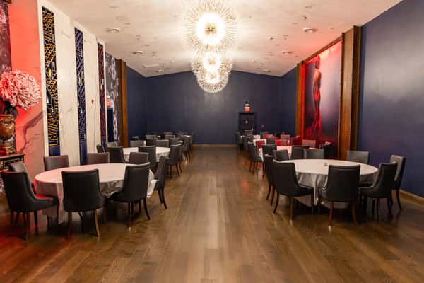 Aurelia Room
