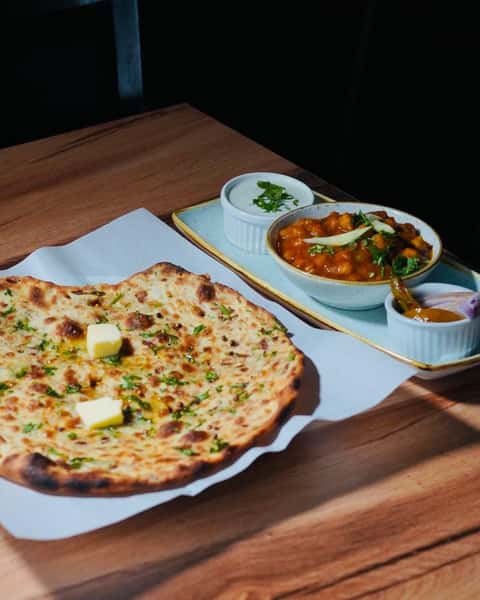 Amritsari Kulcha Chole