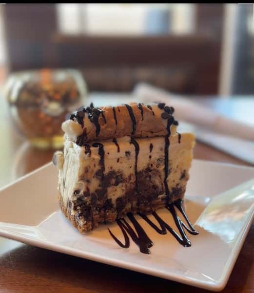 Cannoli Cheesecake