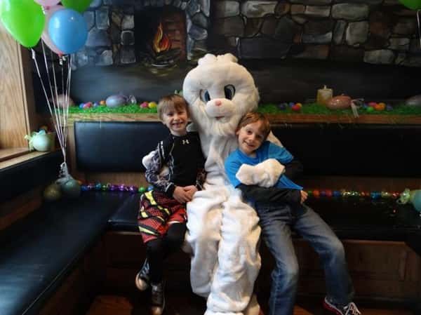 event, easter, two kids with bunny