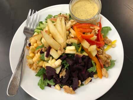 Vegan & Gluten-Free! Chickpea, Arugula & Walnut Salad
