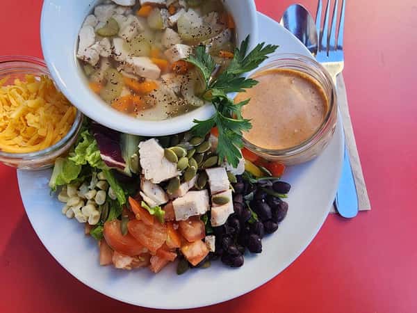 Salad & Soup Lunch Combo