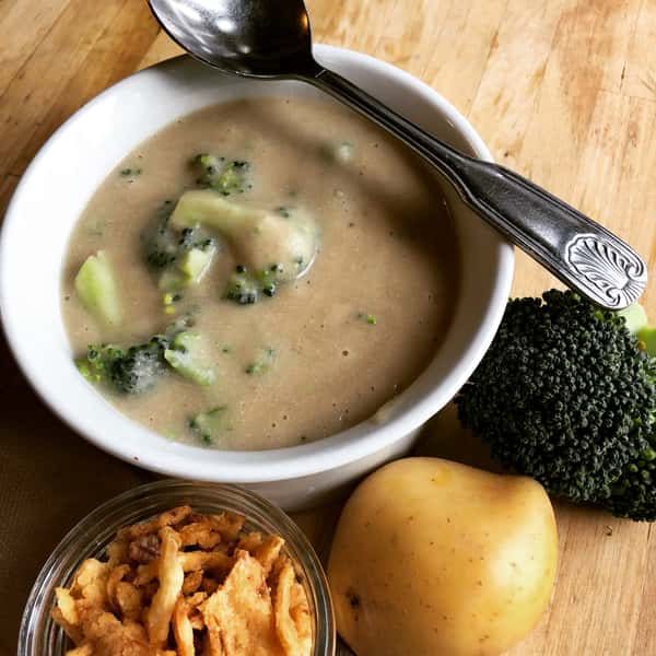Creamy Vegan Broccoli Chowder