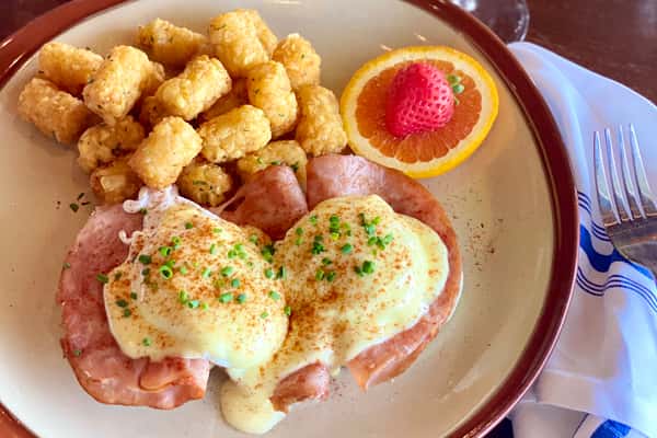 Classic Eggs Benedict