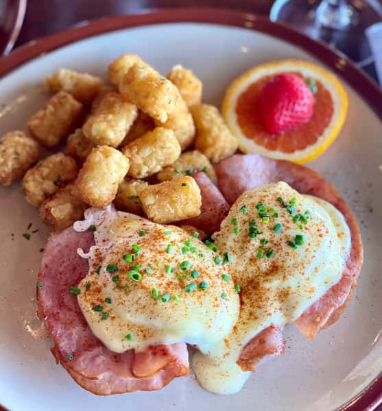 Classic Eggs Benedict