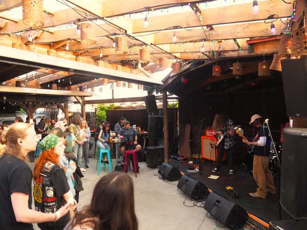 live music