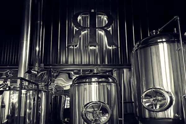 beer brewing equipment