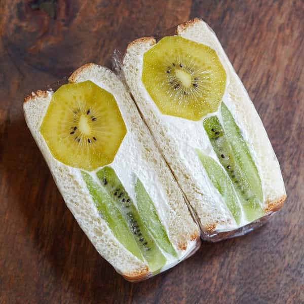 Kiwi Flower Sandwich