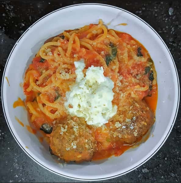 Legalize Marinara with Meatballs