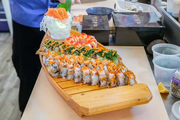 sushi boat