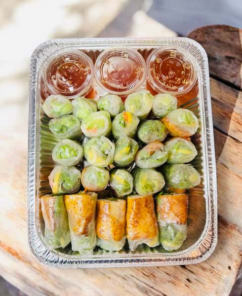 P-1E. Fried Turmeric White Fish Spring Rolls Tray (15 rolls)