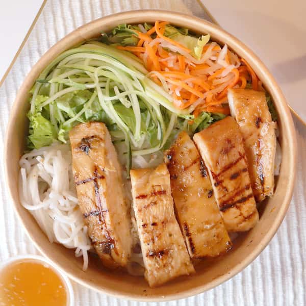 5B. BBQ Chicken Vermicelli