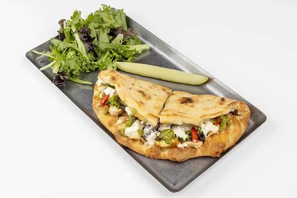 CHICKEN PESTO PINSA SANDWICH