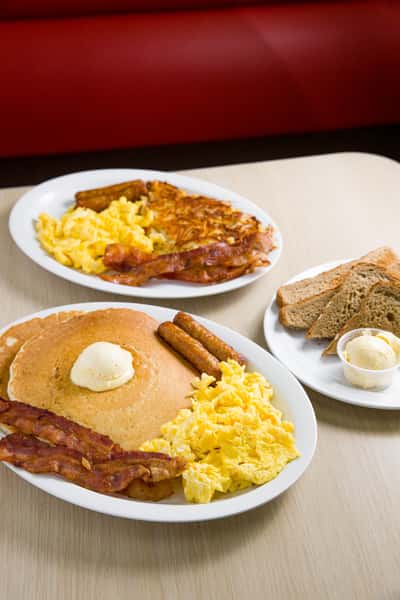 breakfast plates