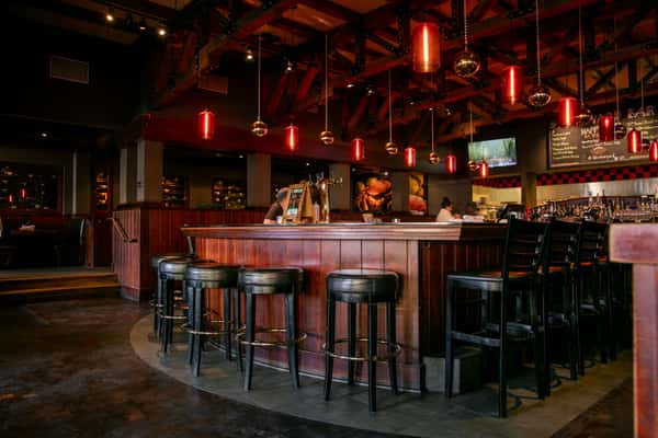 Gallery Lumberyard American Restaurant in Laguna Beach, CA