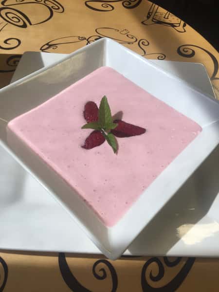 Chilled Strawberry Soup