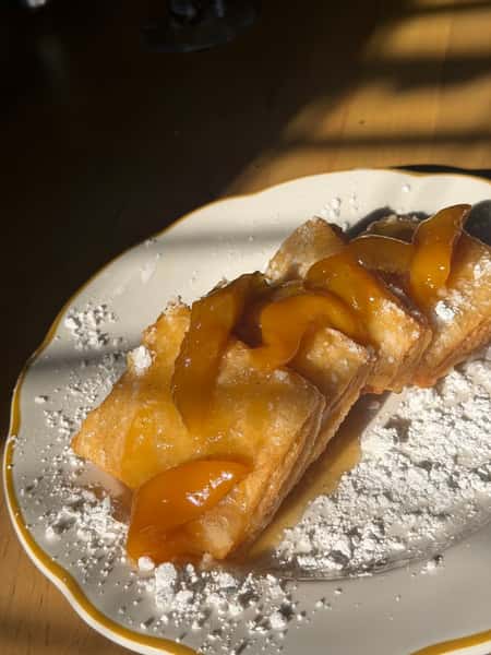 Peach Cobbler Beignets (4)