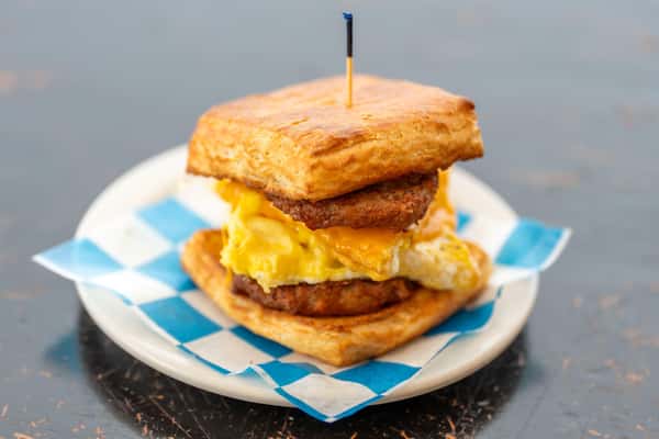 Sausage Breakfast Sandwich Tray (12)