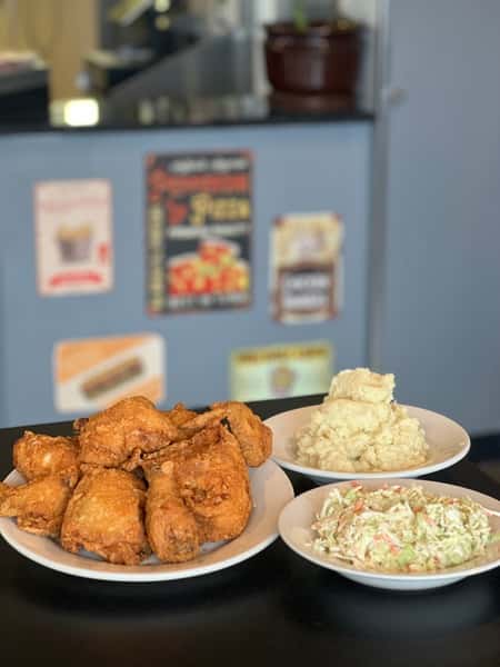 8 Piece Meal. (w/2 med. sides)