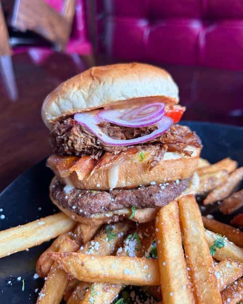 Birria Cheeseburger