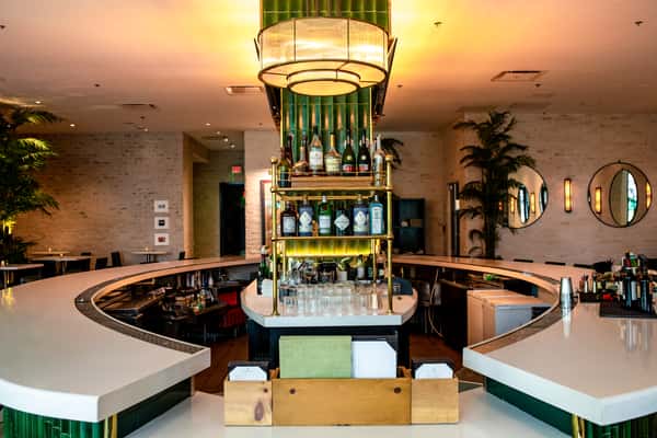 bar