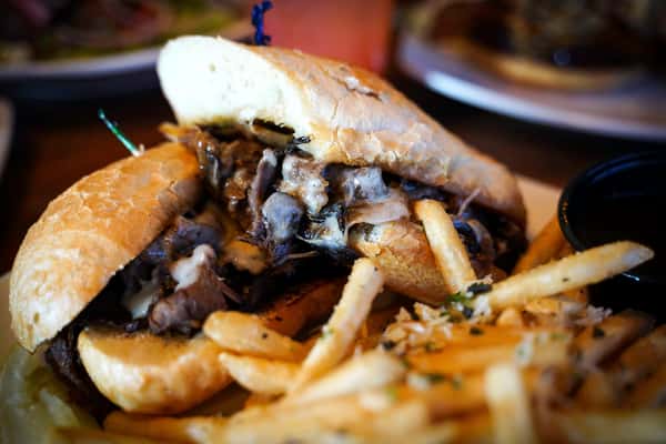 Prime Rib Dip*