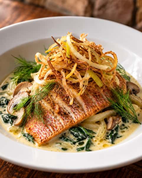 A little taste of the coast, with a French twist. 🇫🇷✨
Our latest special features beautifully seared red snapper nestled in a velvety spinach cream sauce with sautéed fennel and mushrooms, finished with a delicate tangle of golden, crispy leeks.
Rich, delicate, and just the right amount of indulgent. Pair it with a chilled glass of French white wine, and let the evening unfold. 🥂
Bon appétit!
#CafeRabelais #HoustonDining #FrenchCuisine #HoustonFoodies #FrenchBistro DinnerSpecial