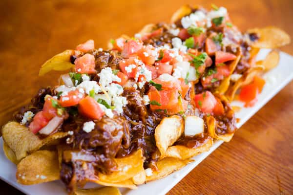 "Barrachos" (Drunk Nachos)
