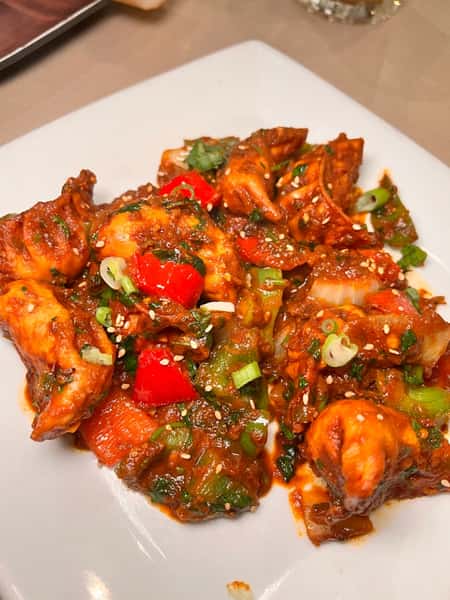 Momo Manchurian Chicken