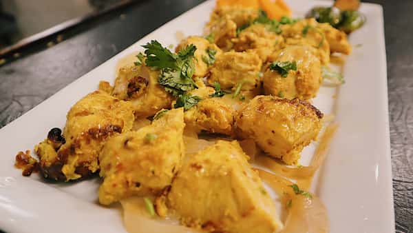 Chicken Malai Kebab (GF, naan, salad)