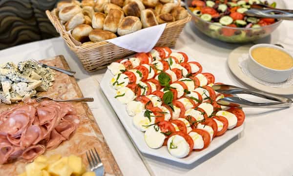 Mozzcaprese