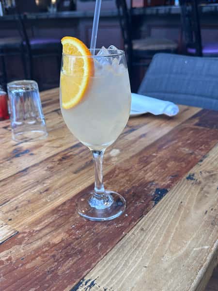 Elderflower Spritz