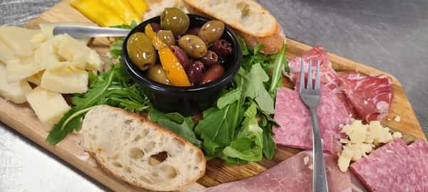 Charcuterie Plate