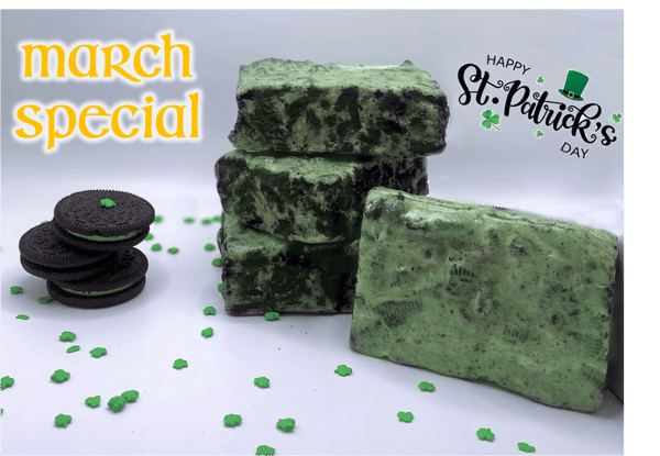 Mint MarshmOreo Bar (Seasonal)
