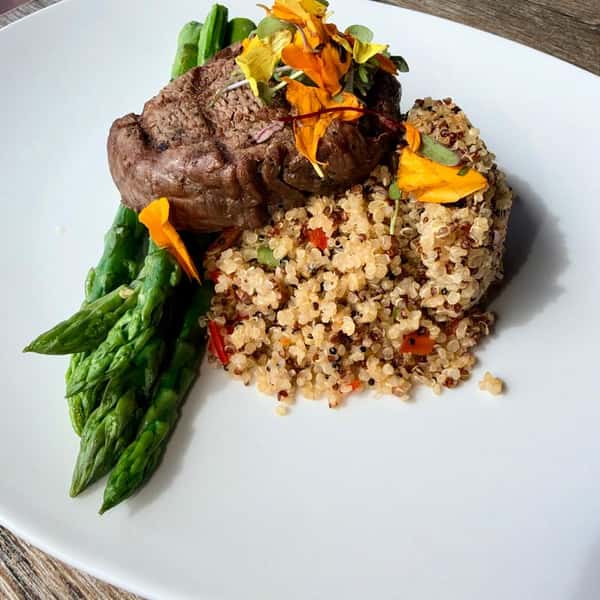 Petite Filet Mignon with Fresh Veggies & Quinoa