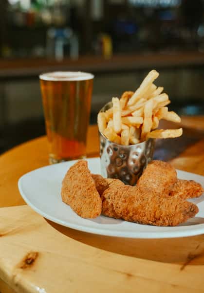 Chicken Tenders w/Fries