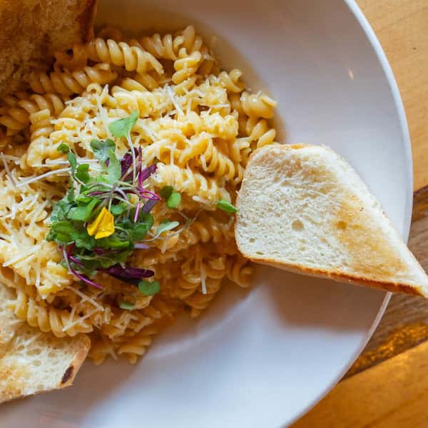 Green Chili Mac & Cheese