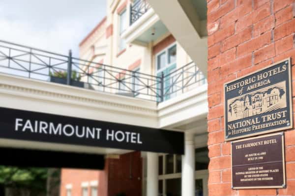 Fairmount Hotel Historic Plaque