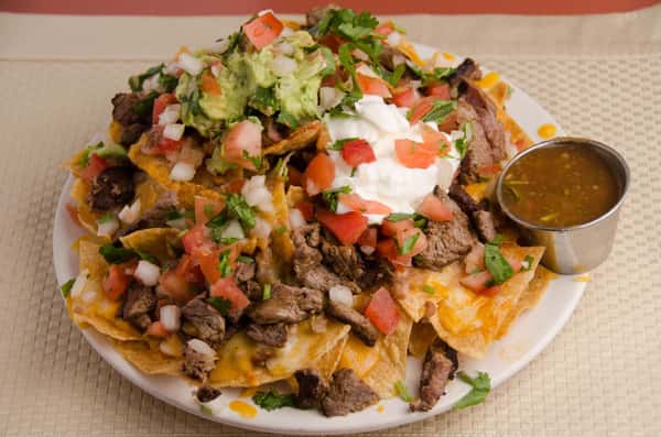 Lulu's Nachos Supreme