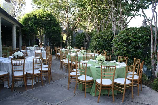 Private outdoor dining