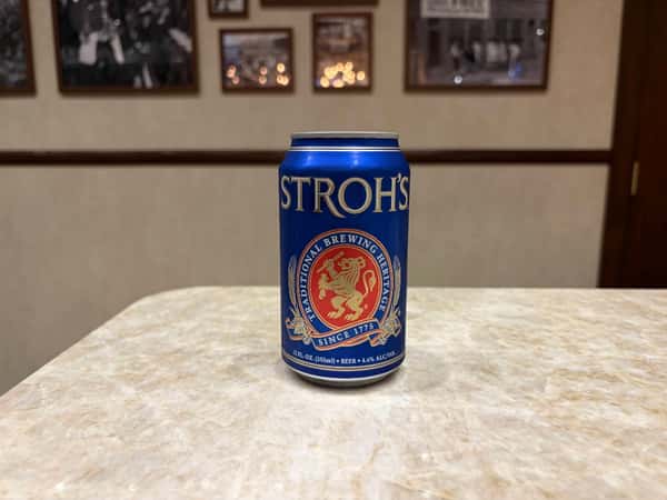 Strohs