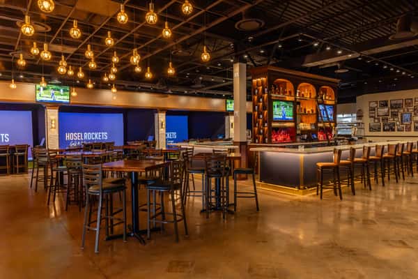 Hosel Rockets Golf and Whiskey Lounge Interior