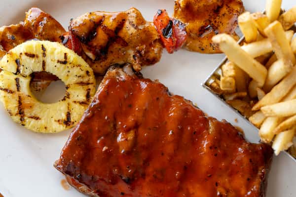 BBQ Ribs & Chicken Kabob Combo