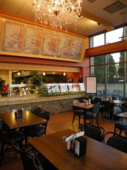 Villa Italian restaurant indoor seating