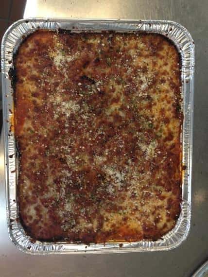 lasgna catering tray